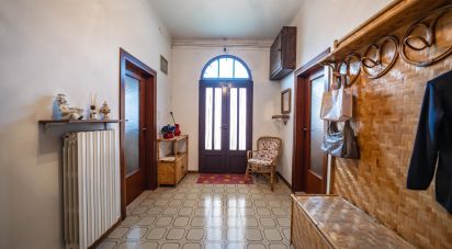 Villa Bifamiliare 6 locali di 335 m² in Argenta (44011)