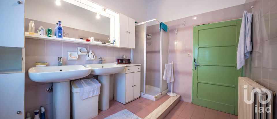 Villa Bifamiliare 6 locali di 335 m² in Argenta (44011)