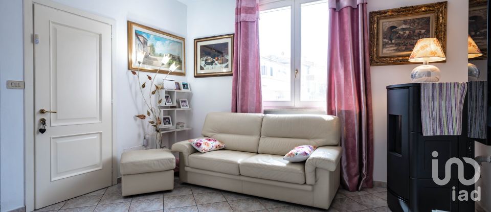 Casale 6 locali di 235 m² in Lagosanto (44023)
