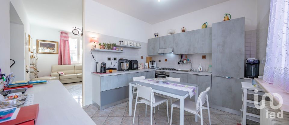 Casale 6 locali di 235 m² in Lagosanto (44023)