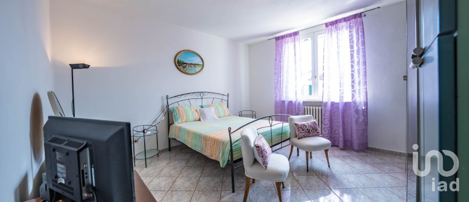 Casale 6 locali di 235 m² in Lagosanto (44023)