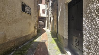 Casa di paese 4 locali di 100 m² in Cosio d'Arroscia (18023)