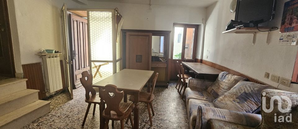 Casa di paese 4 locali di 100 m² in Cosio d'Arroscia (18023)