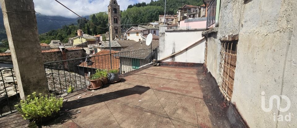 Casa di paese 4 locali di 100 m² in Cosio d'Arroscia (18023)