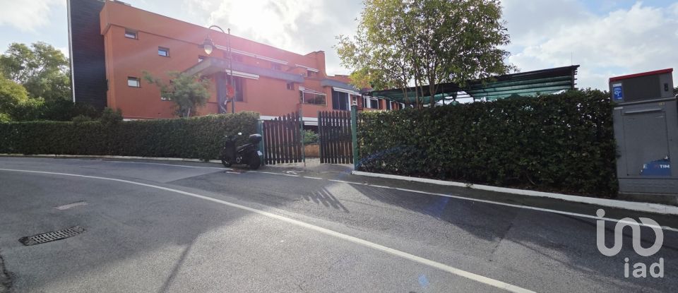 Appartamento 6 locali di 103 m² a Arenzano (16011)