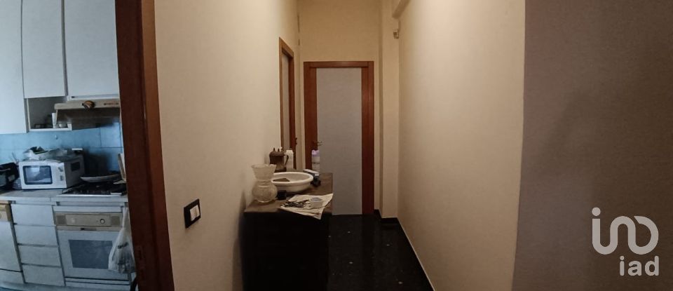 Apartment 7 rooms of 130 m² in Genova (16131)