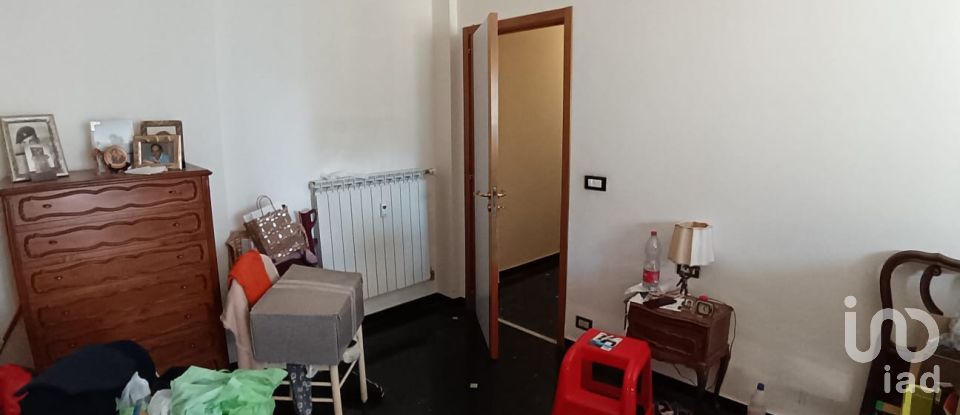 Apartment 7 rooms of 130 m² in Genova (16131)