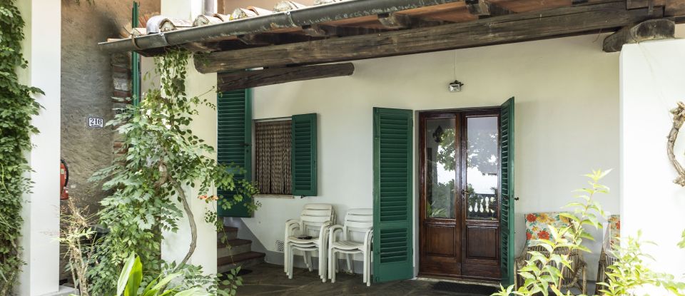 Casa indipendente 21 locali di 600 m² in Pistoia (51100)