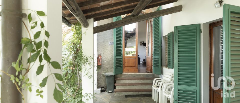 Casa indipendente 21 locali di 600 m² in Pistoia (51100)