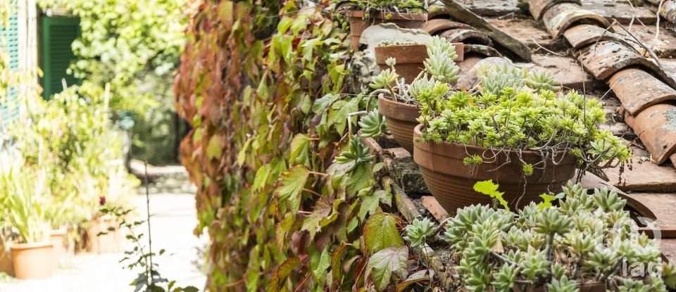 Casa indipendente 21 locali di 600 m² in Pistoia (51100)