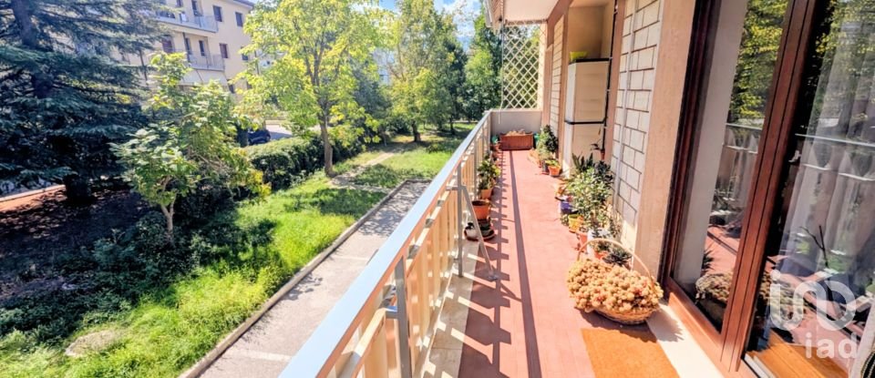 Appartamento 8 locali di 136 m² a Sulmona (67039)