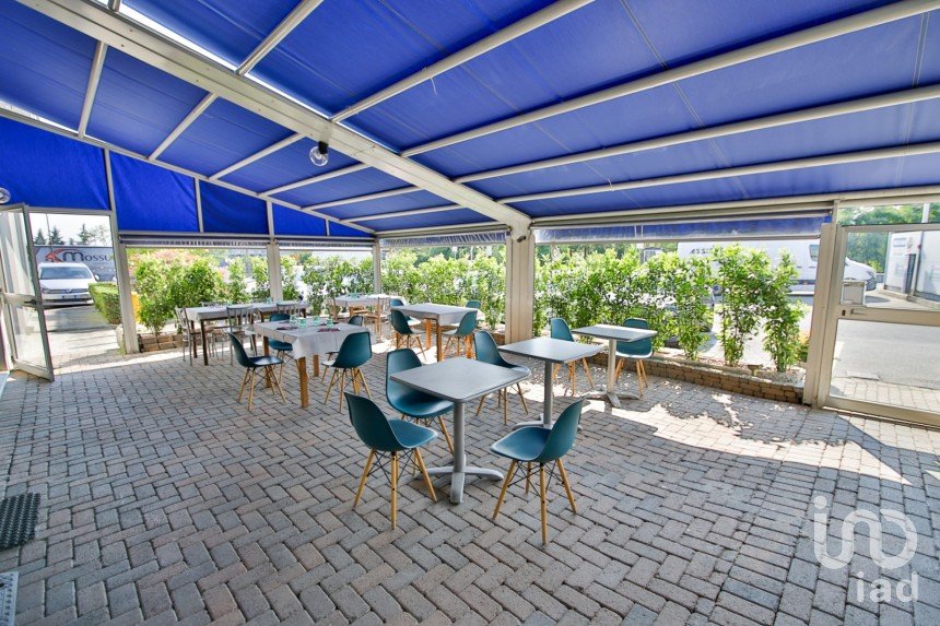 Pizzeria of 200 m² in Lombardore (10040)