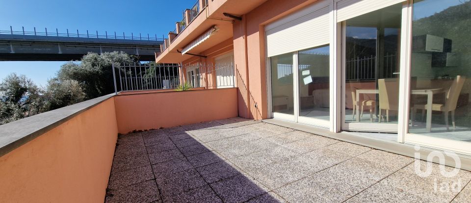 Two-room apartment of 64 m² in Genova (16133)