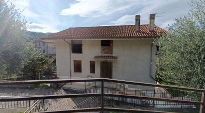 Casa indipendente / Villa 18 locali di 270 m² in Santa Maria del Cedro (87020)