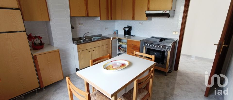 House 18 rooms of 270 m² in Santa Maria del Cedro (87020)