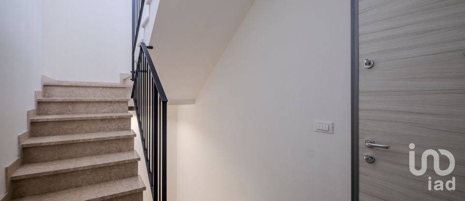 Loft 7 rooms of 161 m² in Castiglione delle Stiviere (46043)