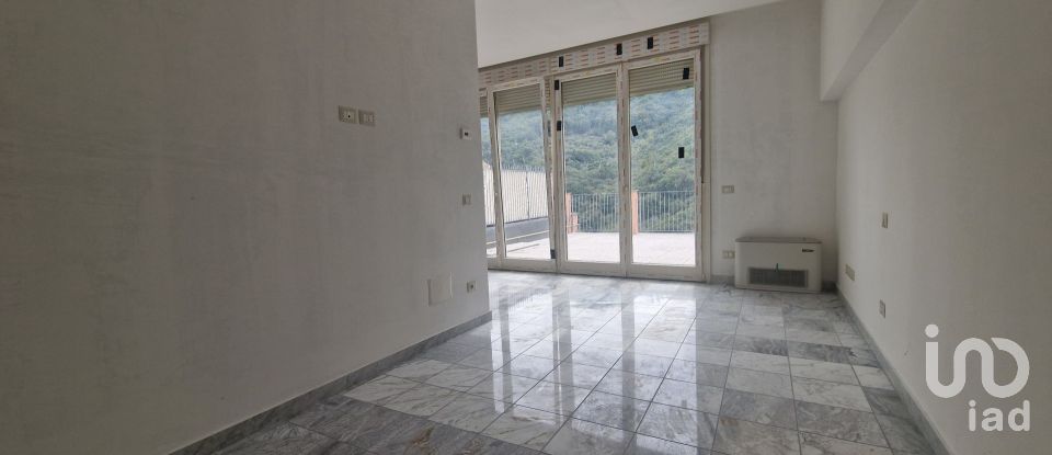 Two-room apartment of 45 m² in Genova (16133)