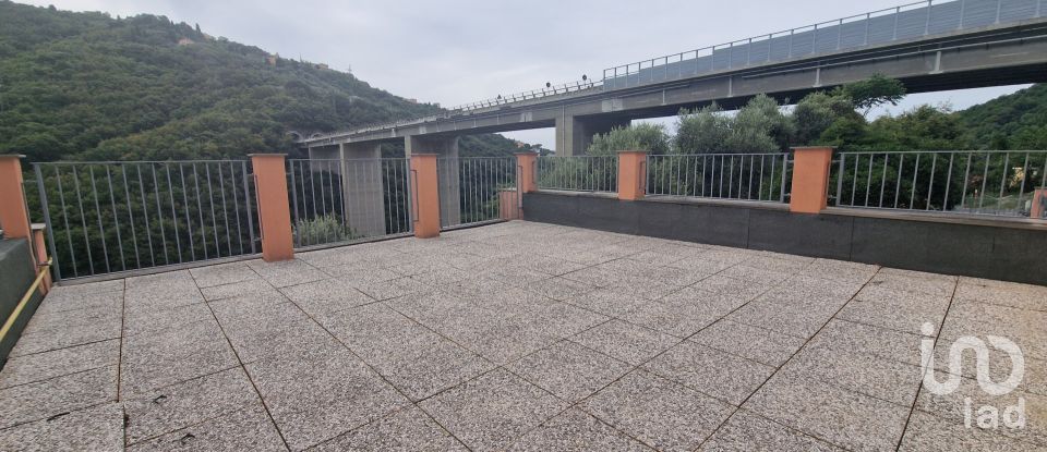 Two-room apartment of 45 m² in Genova (16133)