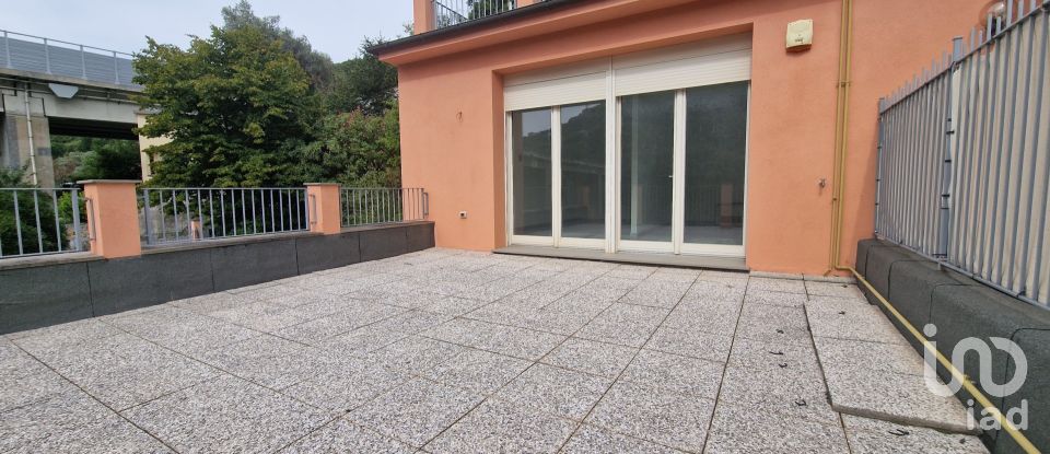 Two-room apartment of 45 m² in Genova (16133)