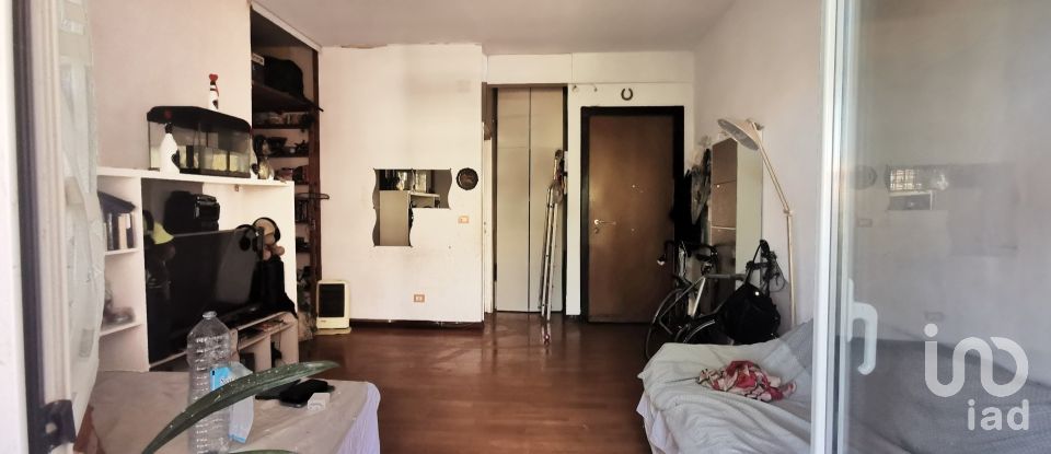 Bilocale di 59 m² a Roma (00189)