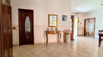 Trilocale di 115 m² a Angri (84012)