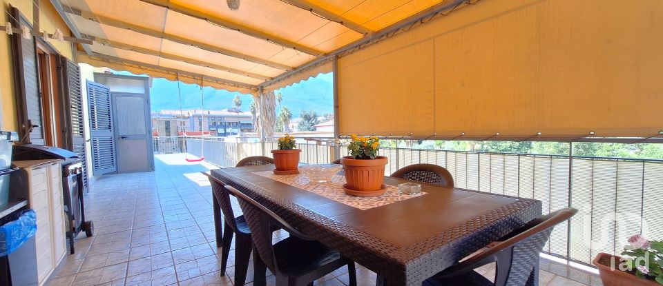 Trilocale di 115 m² a Angri (84012)