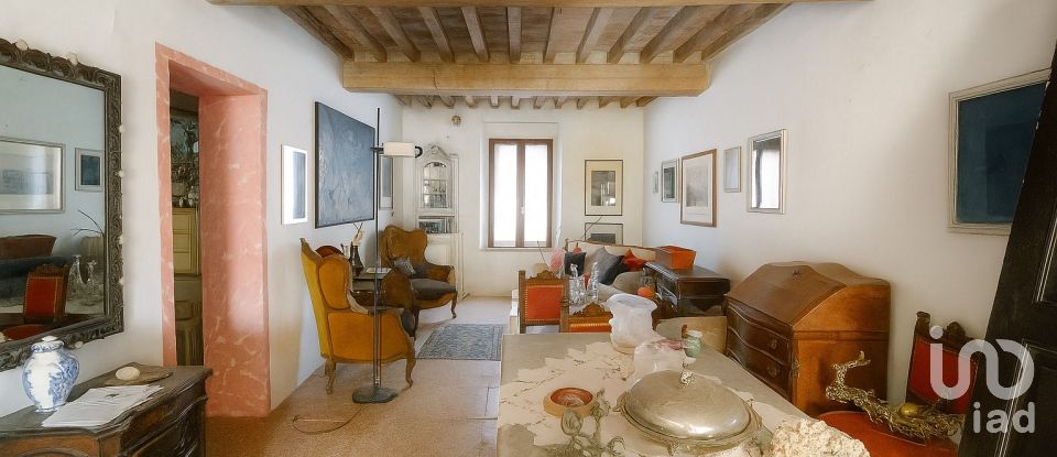 Block of flats in Gazzuolo (46010) of 472 m²