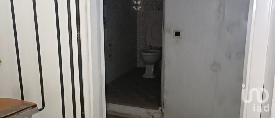 Shop / premises commercial of 115 m² in Mathi (10075)