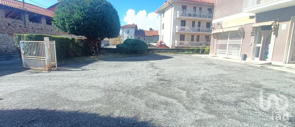 Shop / premises commercial of 115 m² in Mathi (10075)