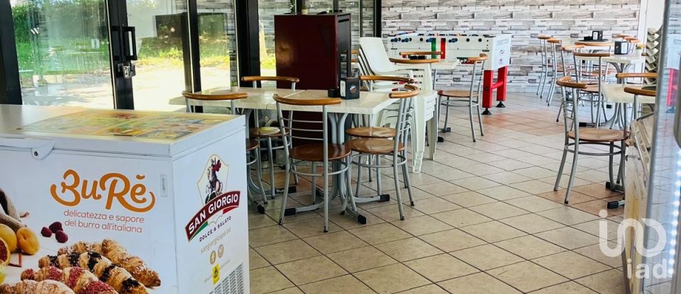 Bar of 65 m² in San Benigno Canavese (10080)