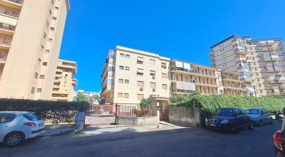 Apartment 8 rooms of 132 m² in Palermo (90124)