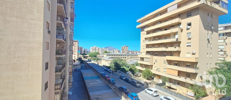 Apartment 8 rooms of 132 m² in Palermo (90124)