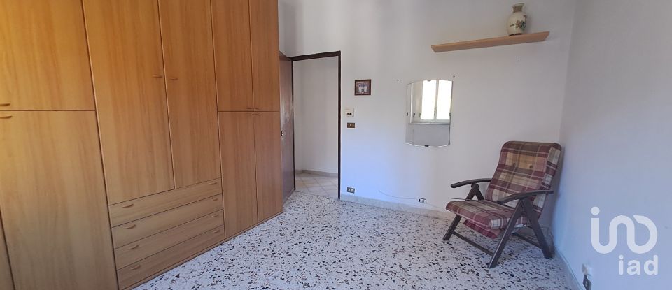 Apartment 8 rooms of 132 m² in Palermo (90124)