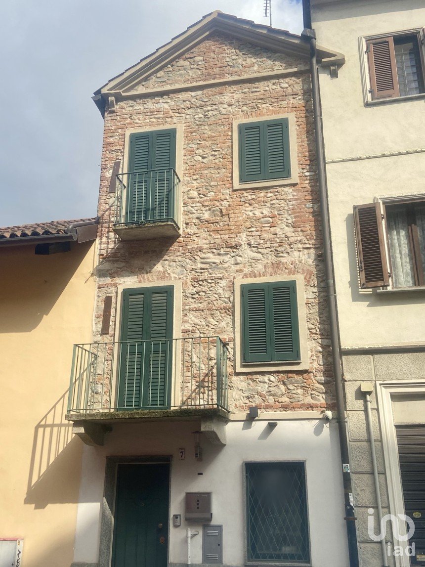 Casa indipendente 4 locali di 66 m² in Torino (10139)