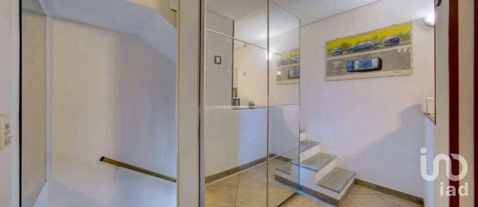Casa indipendente 4 locali di 66 m² in Torino (10139)