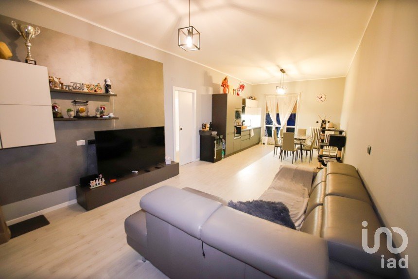 Bilocale di 70 m² a Volpiano (10088)