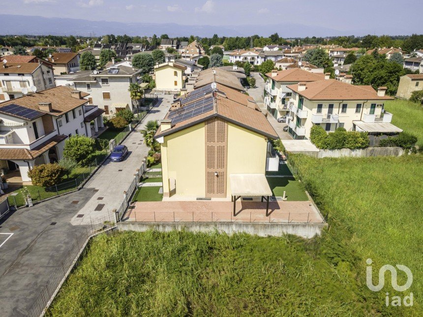 Traditional house 8 rooms of 201 m² in Quinto Vicentino (36050)