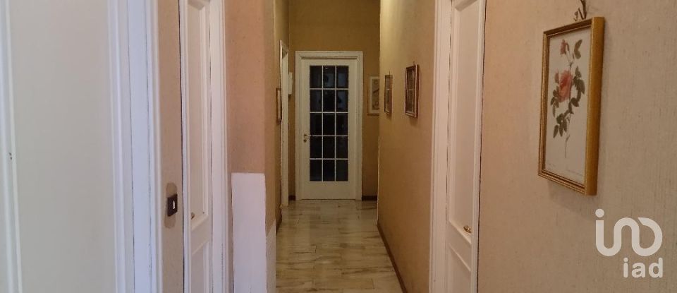 Villa Bifamiliare 11 locali di 185 m² in Acquapendente (01021)