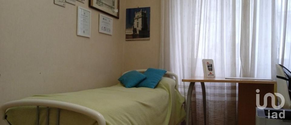 Villa Bifamiliare 11 locali di 185 m² in Acquapendente (01021)