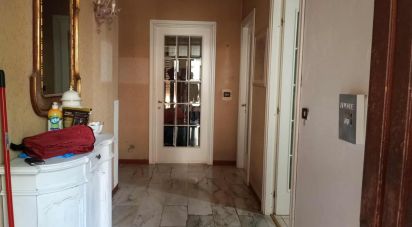 Villa Bifamiliare 11 locali di 185 m² in Acquapendente (01021)