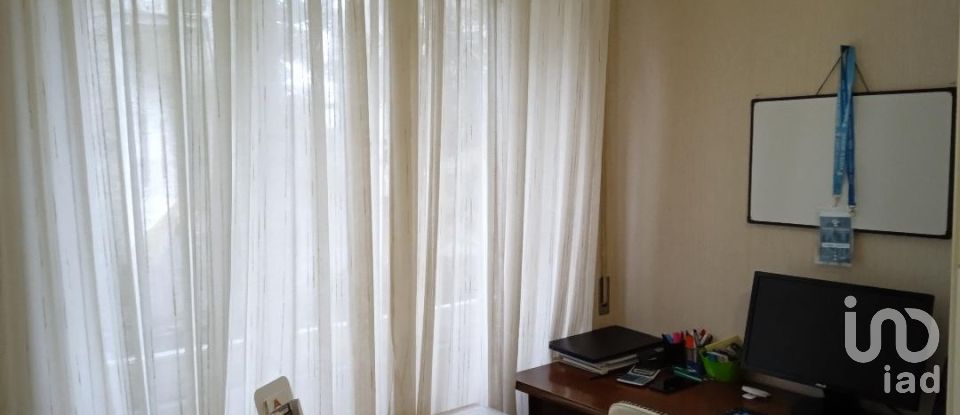 Villa Bifamiliare 11 locali di 185 m² in Acquapendente (01021)