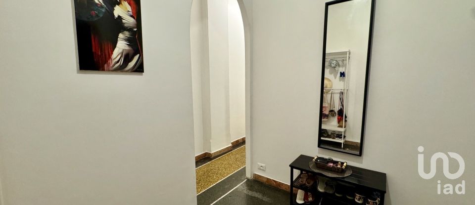 Three-room apartment of 73 m² in Genova (16143)