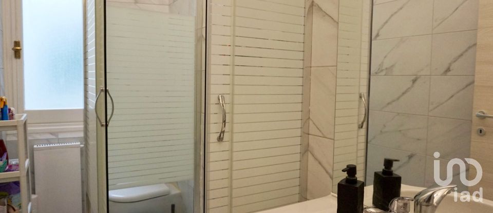 Three-room apartment of 73 m² in Genova (16143)