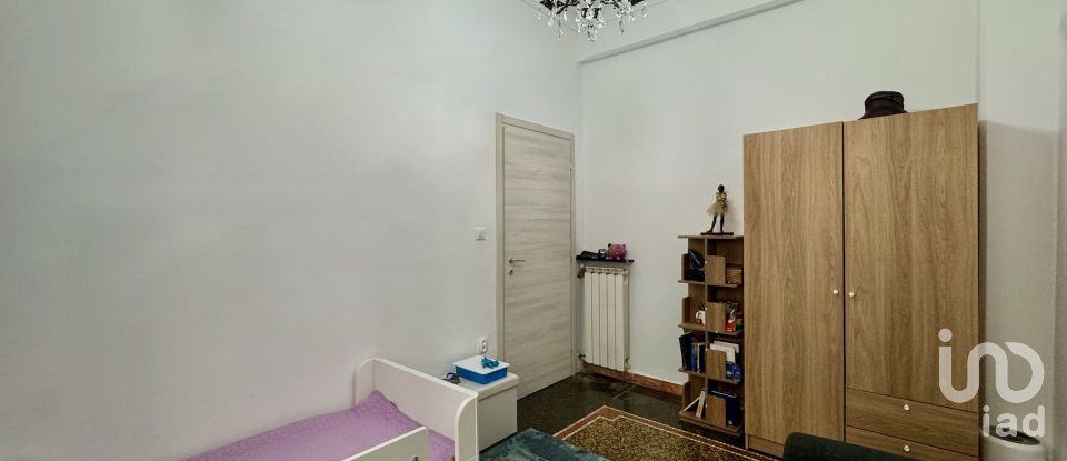 Three-room apartment of 73 m² in Genova (16143)