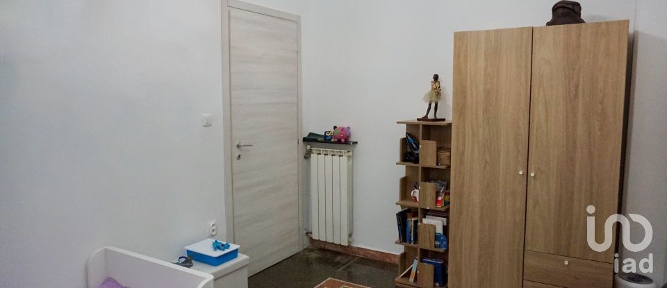 Three-room apartment of 73 m² in Genova (16143)