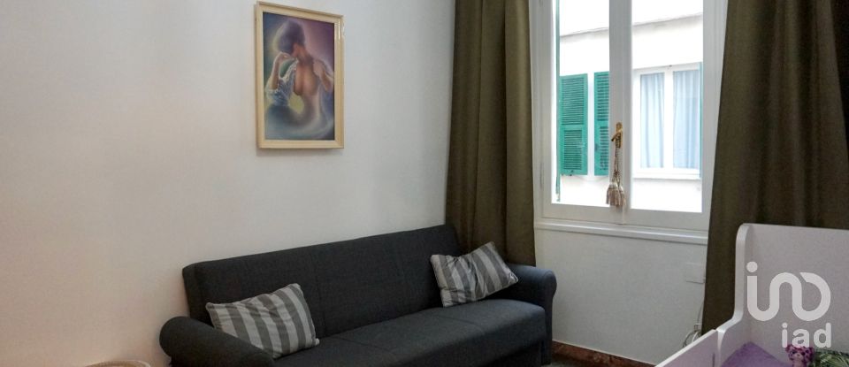Three-room apartment of 73 m² in Genova (16143)