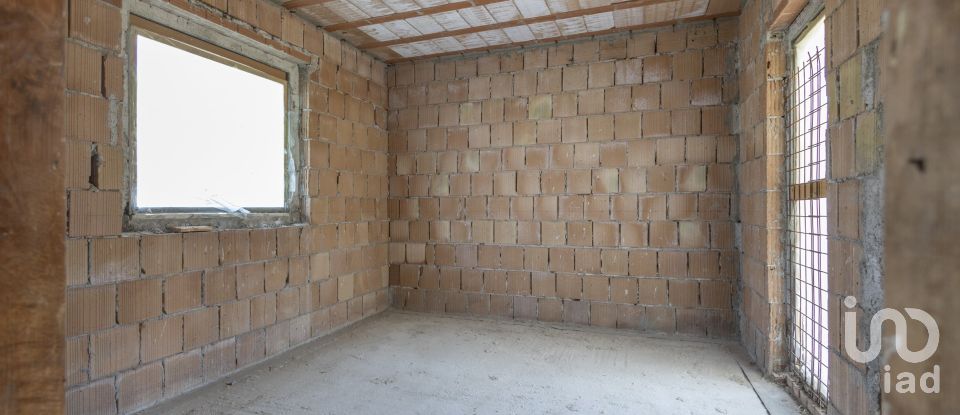 Villa Bifamiliare 9 locali di 170 m² in Osimo (60027)