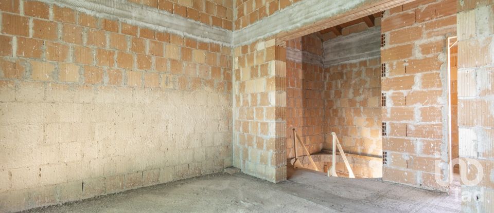 Villa Bifamiliare 9 locali di 170 m² in Osimo (60027)