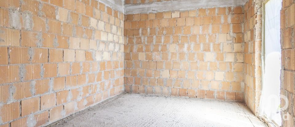 Villa Bifamiliare 9 locali di 170 m² in Osimo (60027)