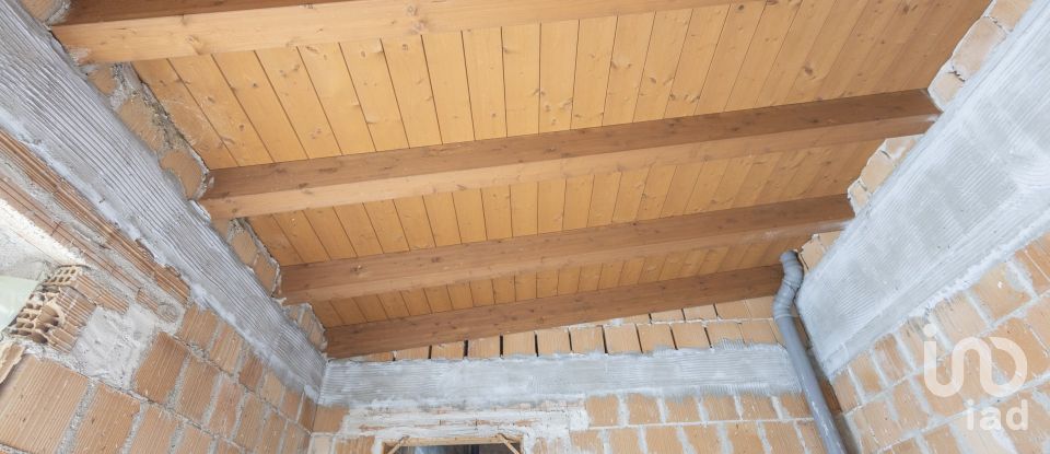 Villa Bifamiliare 9 locali di 170 m² in Osimo (60027)